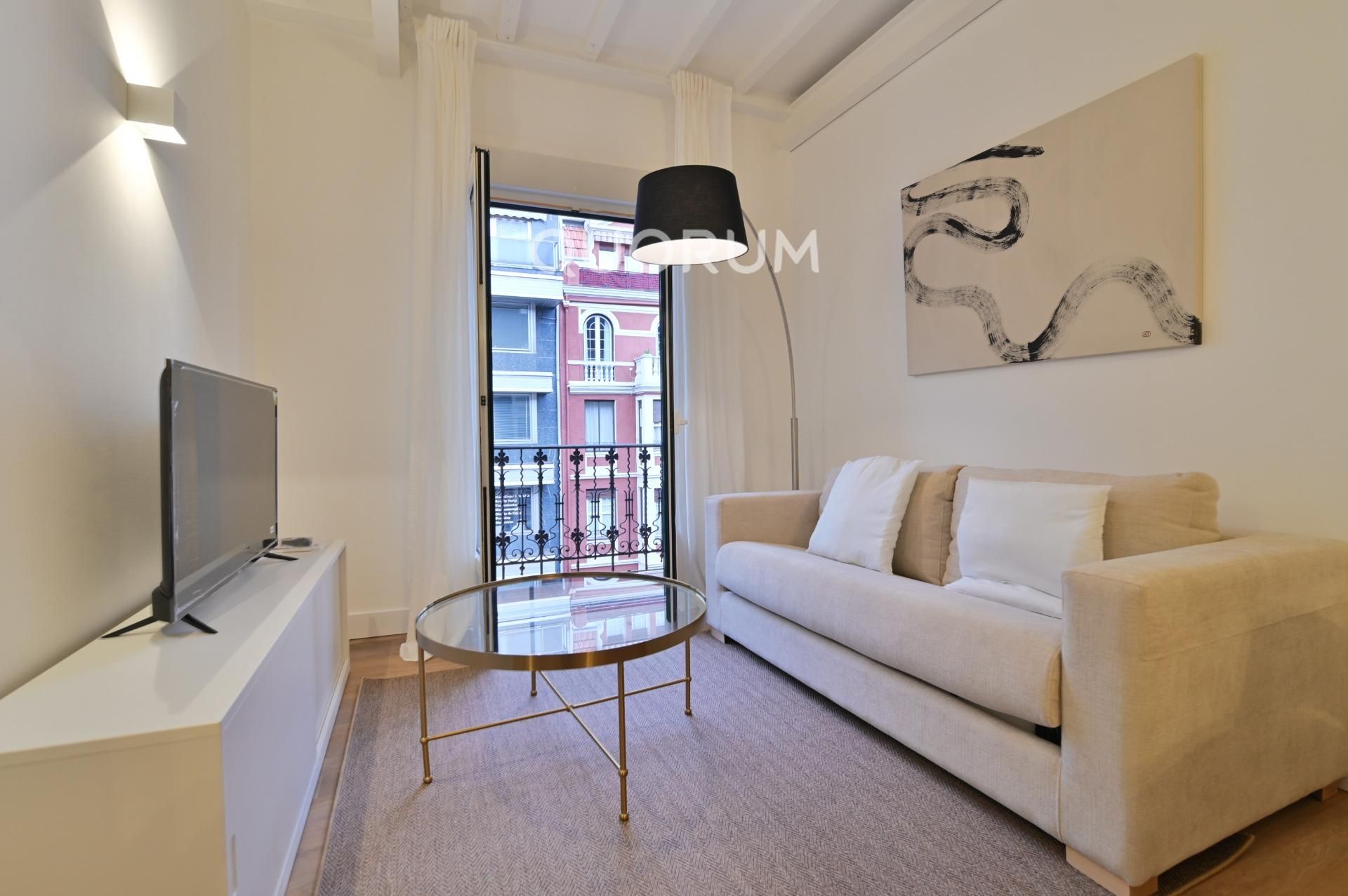 Living room of Flat for rent in Bilbao   with Furnished and Balcony