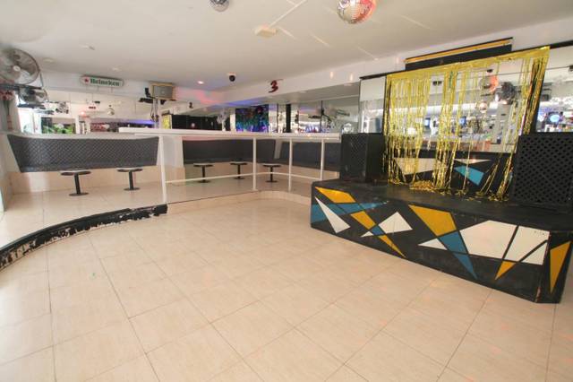 Local comercial en Venta en S'Arenal