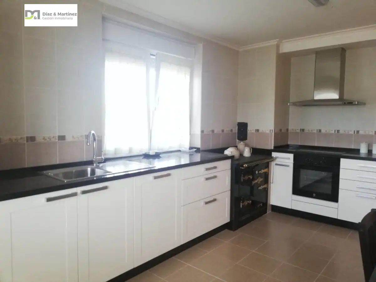 Cocina de Casa o chalet en venta en Santa Colomba de Curueño con Jardín privado, Parquet y Terraza