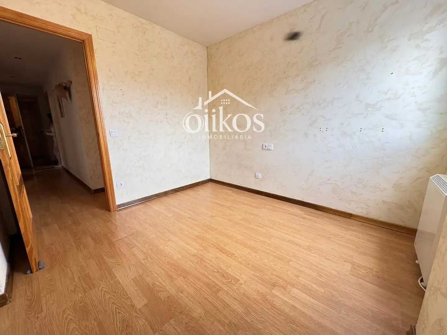 Piso en venta en Terradillos con Calefacción, Trastero y Amueblado