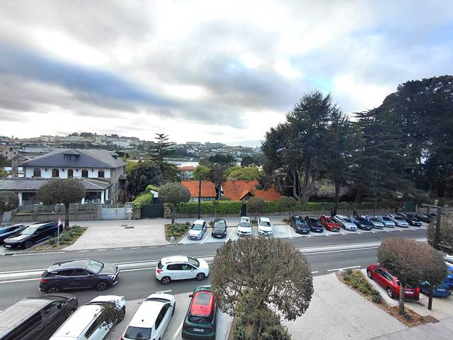 Piso en Venta en Avenida Santa Cristina en Perillo