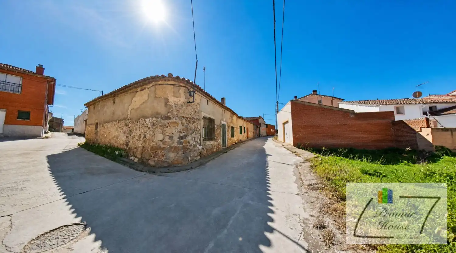 Exterior view of Houses for sale in Monsalupe