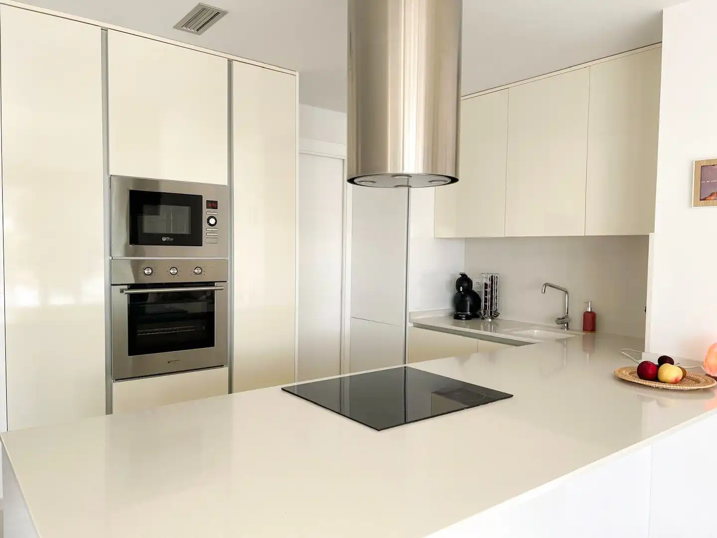 Cocina de Casa o chalet de alquiler en San Miguel de Salinas con Aire acondicionado, Calefacción y Jardín privado