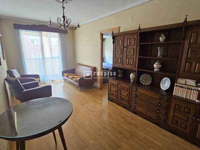 Piso en Venta en Juana Doña en Delicias