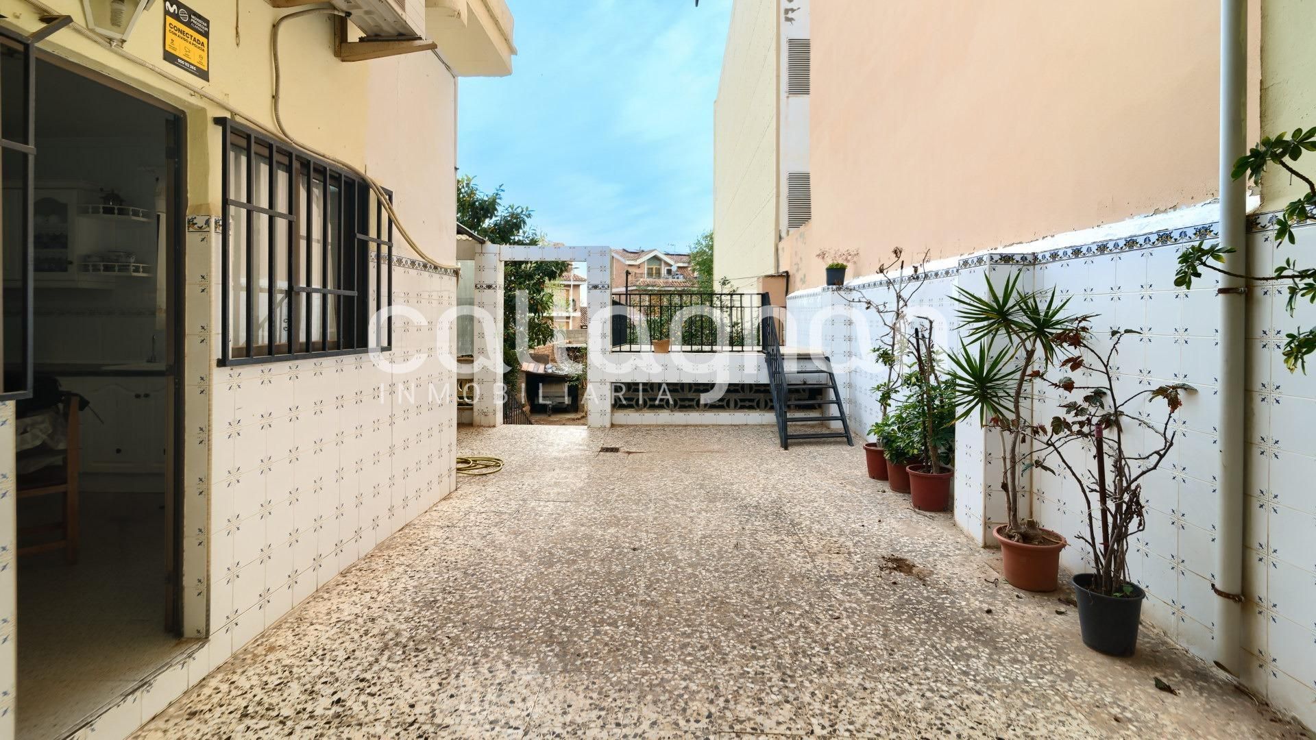 Vista exterior de Residencial en venda en Picassent