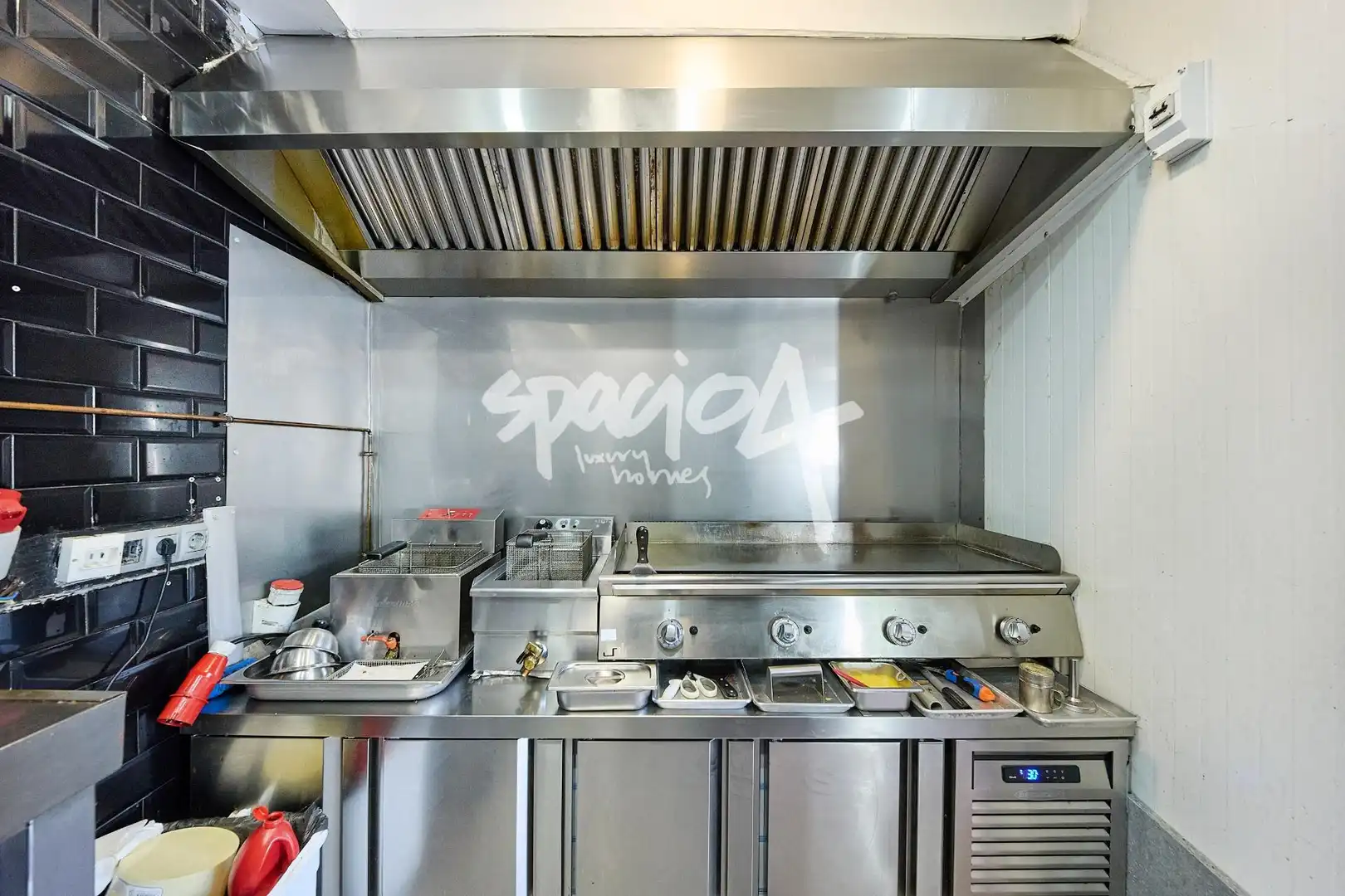 Cocina de Local en traspaso en Madrid con Aire acondicionado