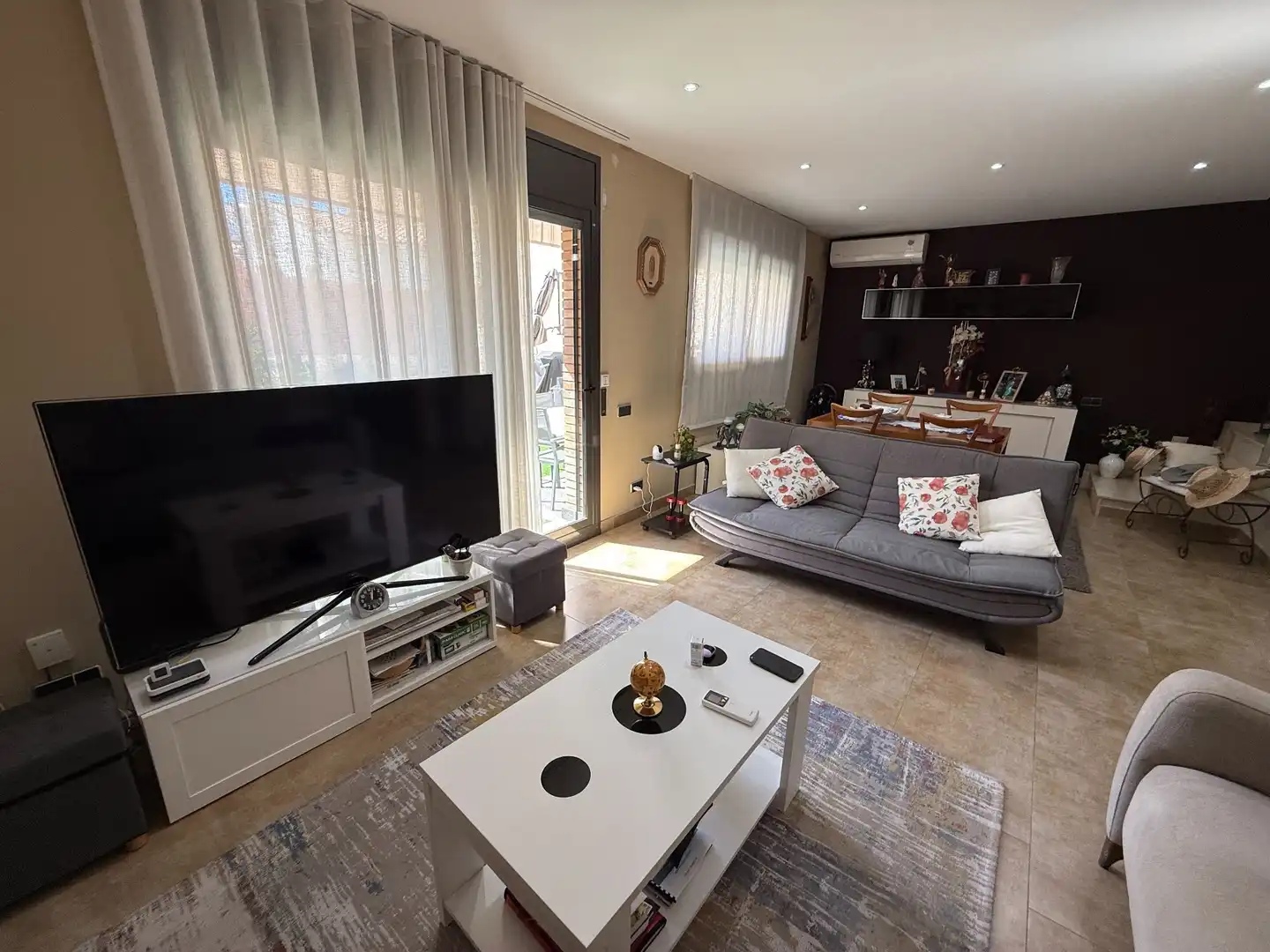 Sala de estar de Casa o chalet en venta en Premià de Mar con Aire acondicionado, Calefacción y Jardín privado