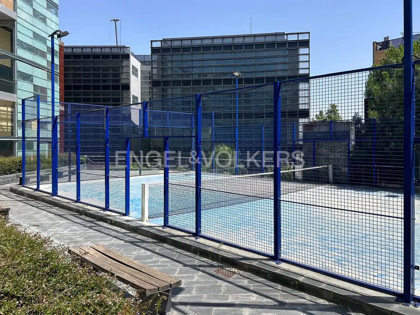 Schwimmbecken von Dachboden zur Miete in Alcobendas mit Klimaanlage, Heizung und Terrasse