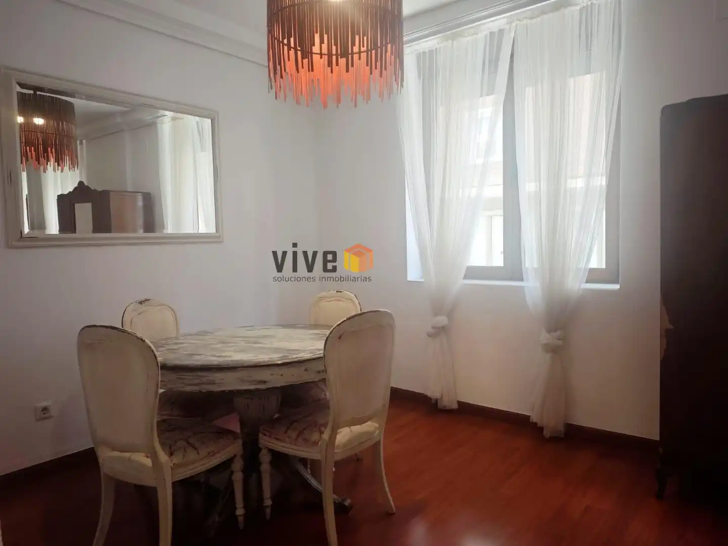 Comedor de Piso de alquiler en Sevilla con Aire acondicionado y Amueblado