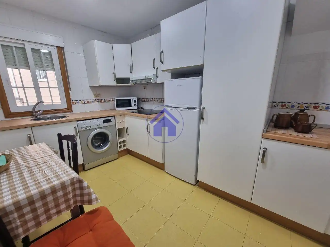 Cocina de Apartamento de alquiler en Vigo  con Calefacción y Amueblado