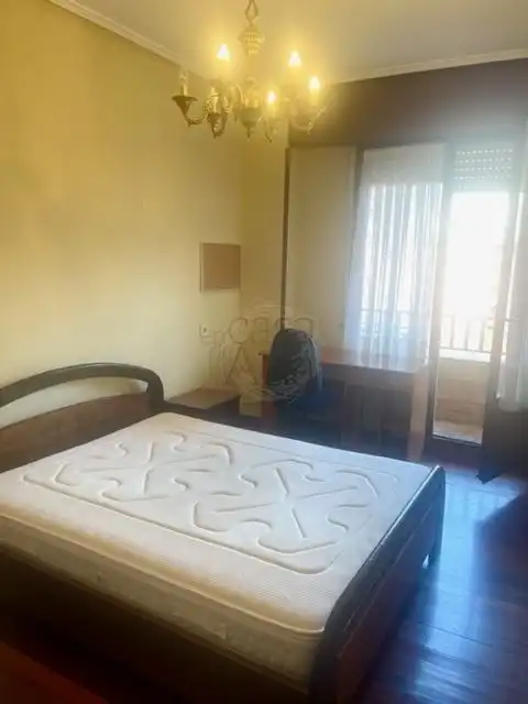 Piso de alquiler en San Pedro de Deusto - La Ribera