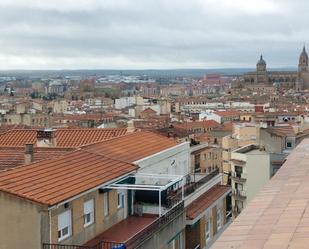 Vista exterior de Pis de lloguer en Salamanca Capital amb Calefacció, Terrassa i Balcó