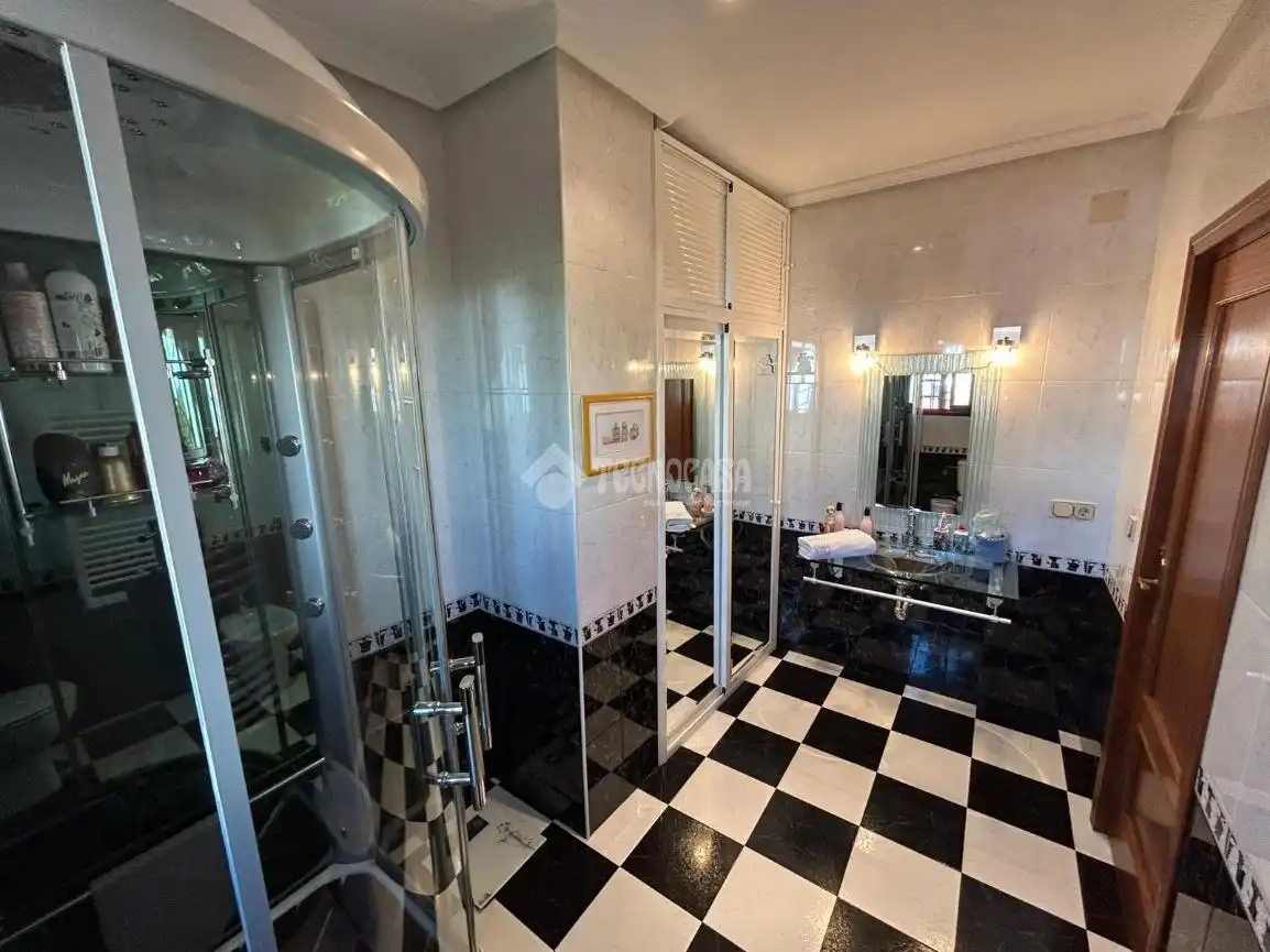 Baño de Casa adosada en venta en Antequera con Terraza
