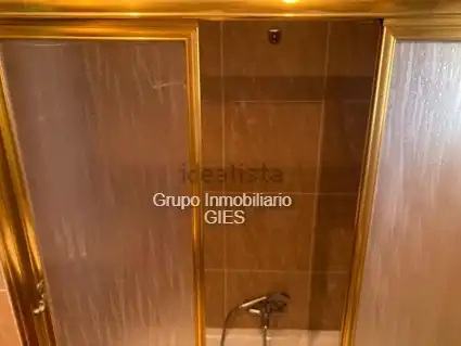 Baño de Apartamento en venta en Valencia con Aire acondicionado, Calefacción y Terraza