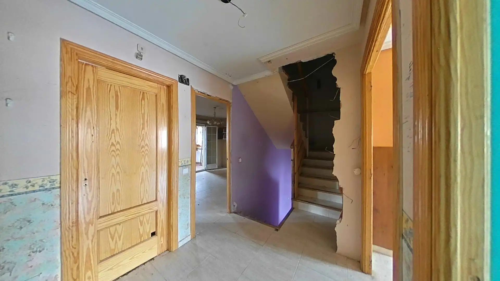 Einfamilien-Reihenhaus zum Verkauf in Quer mit Terrasse