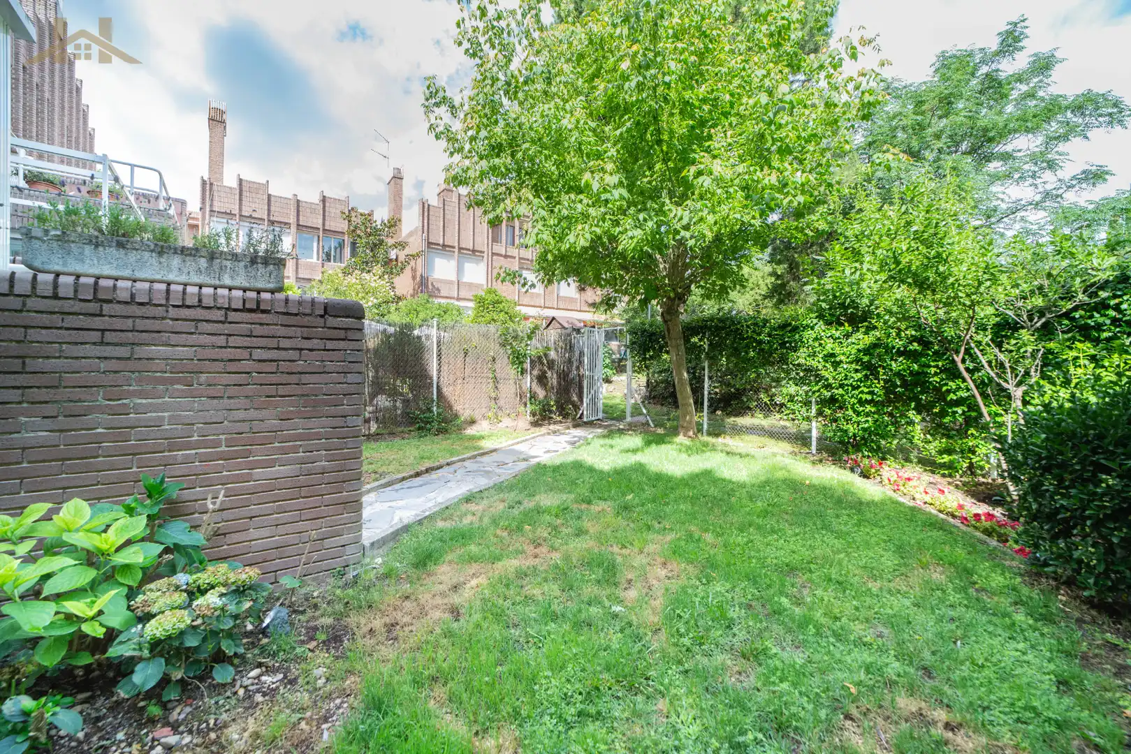 Jardín de Casa adosada en venta en Las Rozas de Madrid con Aire acondicionado, Calefacción y Jardín privado