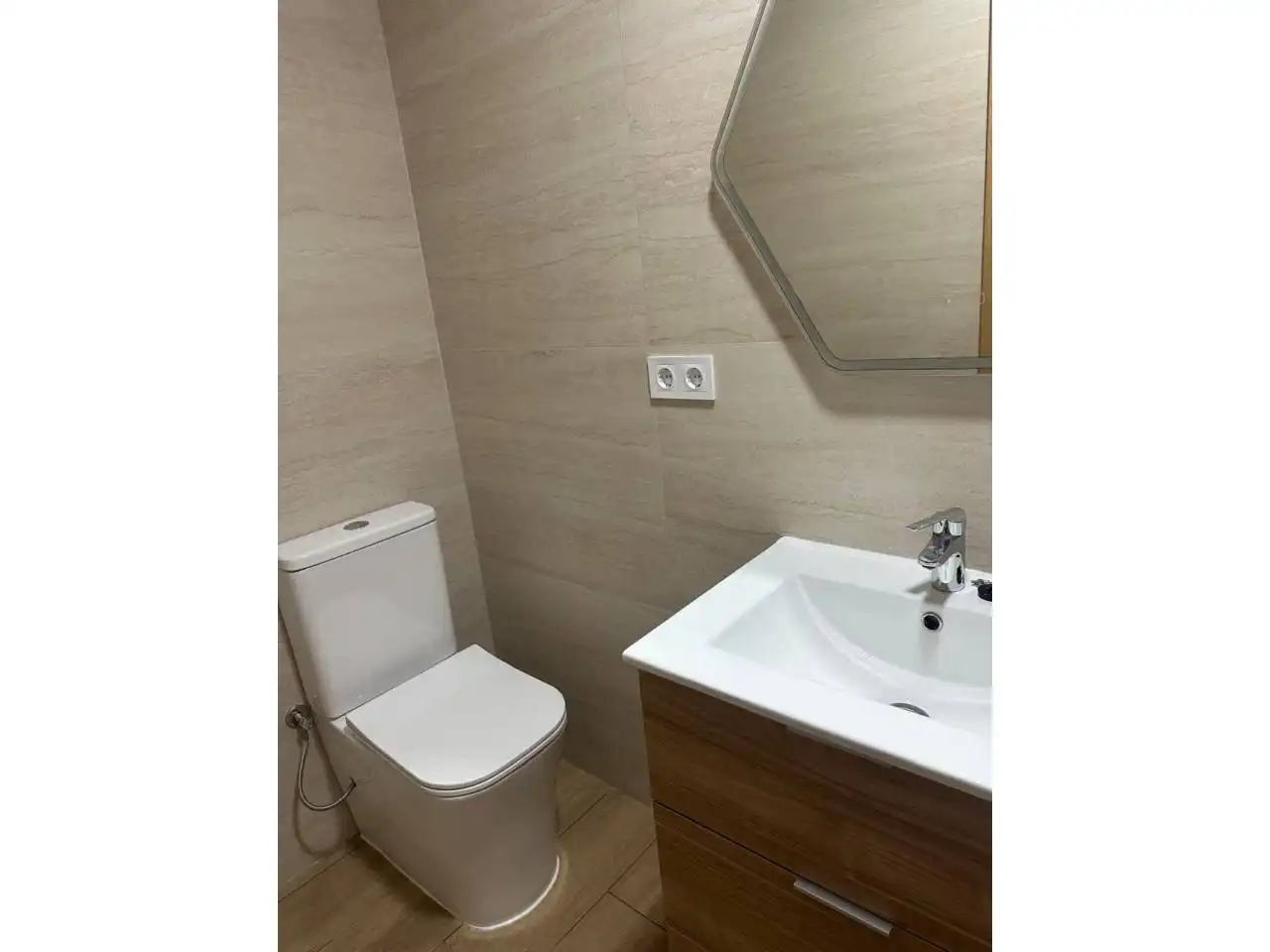 Bathroom of Flat for rent in Poblats Marítims