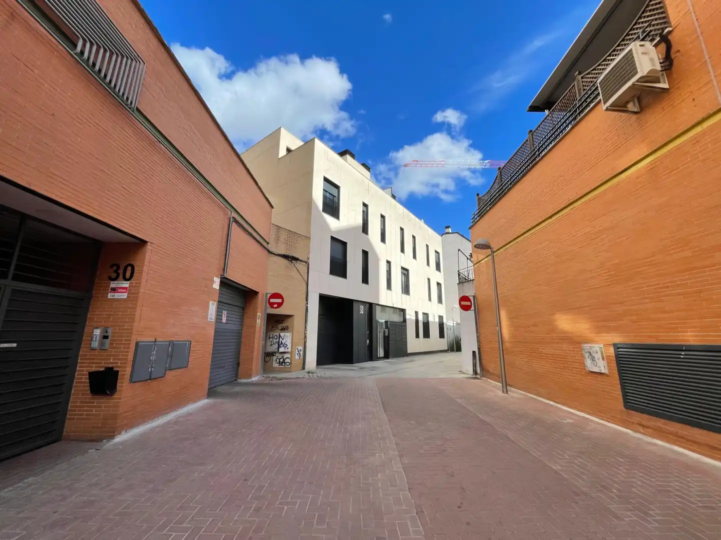 Exterior view of Apartments for sale in Madrid  with Air Conditioner and Heating