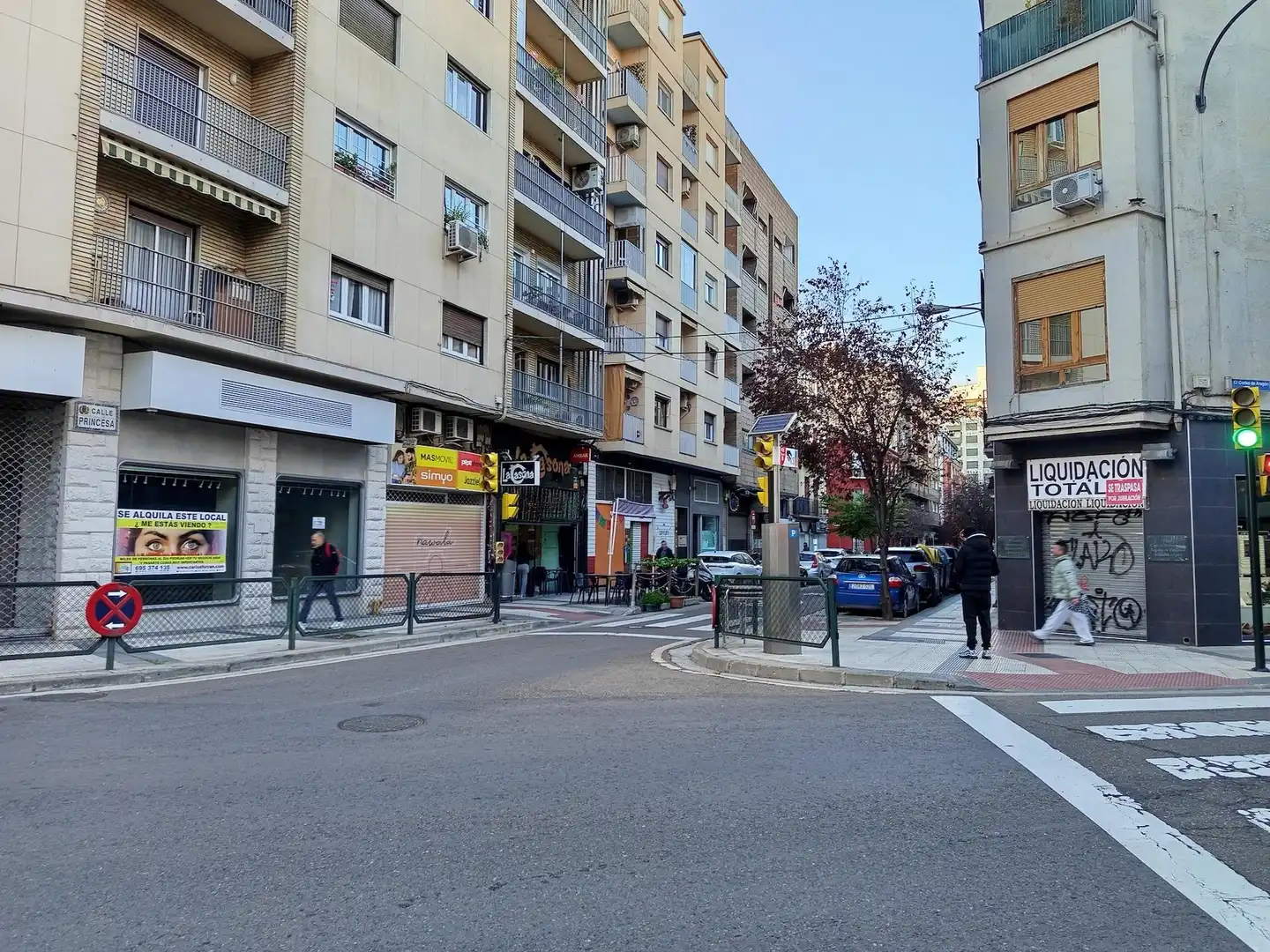 Vista exterior de Garaje en venta en Zaragoza
