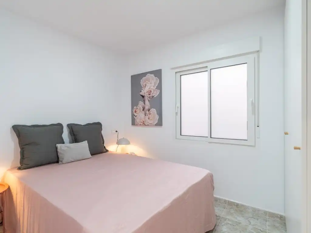 Bedroom of Apartments for sale in Torrevieja  with Air Conditioner, Furnished and Oven