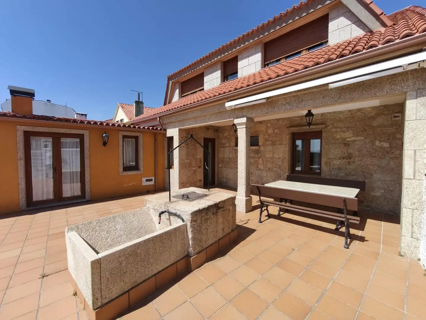 Terraza de Casa o chalet en venta en Ribeira con Calefacción
