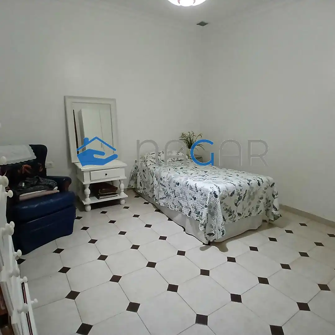 Dormitori de Casa o xalet en venda en La Línea de la Concepción amb Terrassa i Moblat