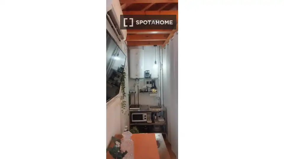 Küche von Wohnung zur untervermieten in Córdoba mit Klimaanlage, Terrasse und Möbliert