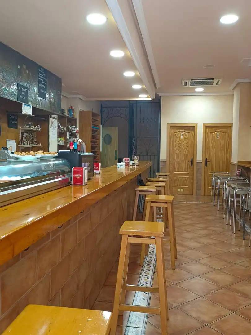 Local en venta en Zaragoza con Aire acondicionado