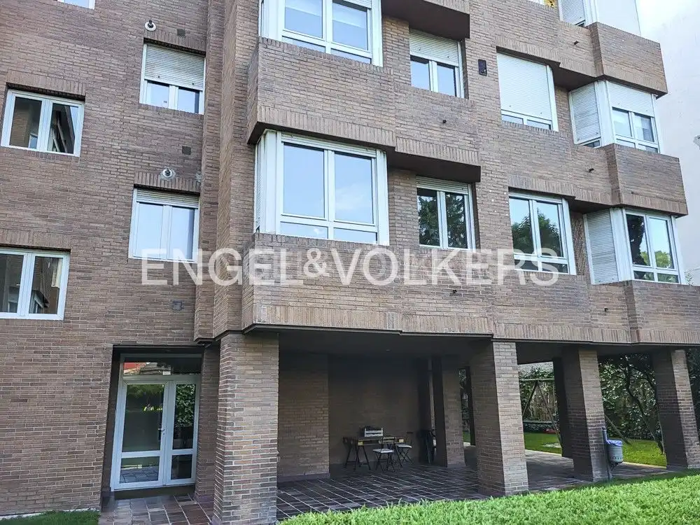 Exterior view of Flat for rent in Madrid  with Air Conditioner, Heating and Private garden