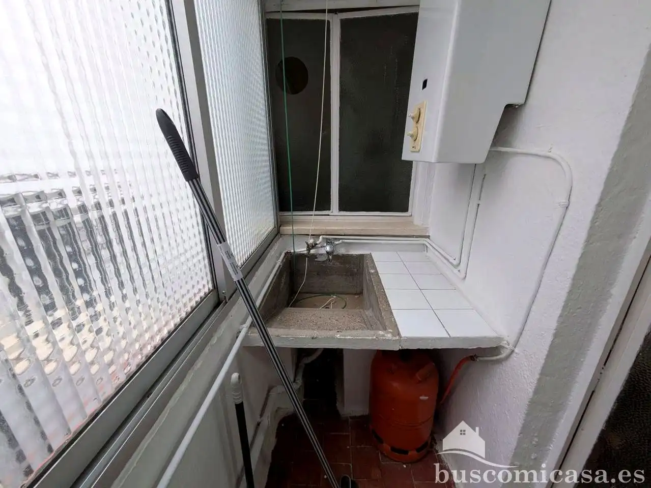 Terraza de Piso para compartir en Linares con Aire acondicionado y Amueblado