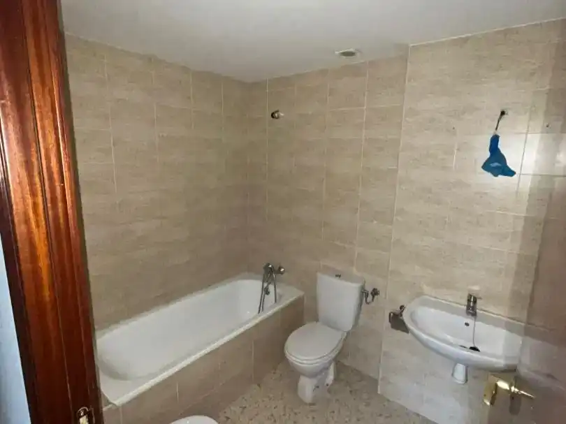 Baño de Piso en venta en Móra la Nova