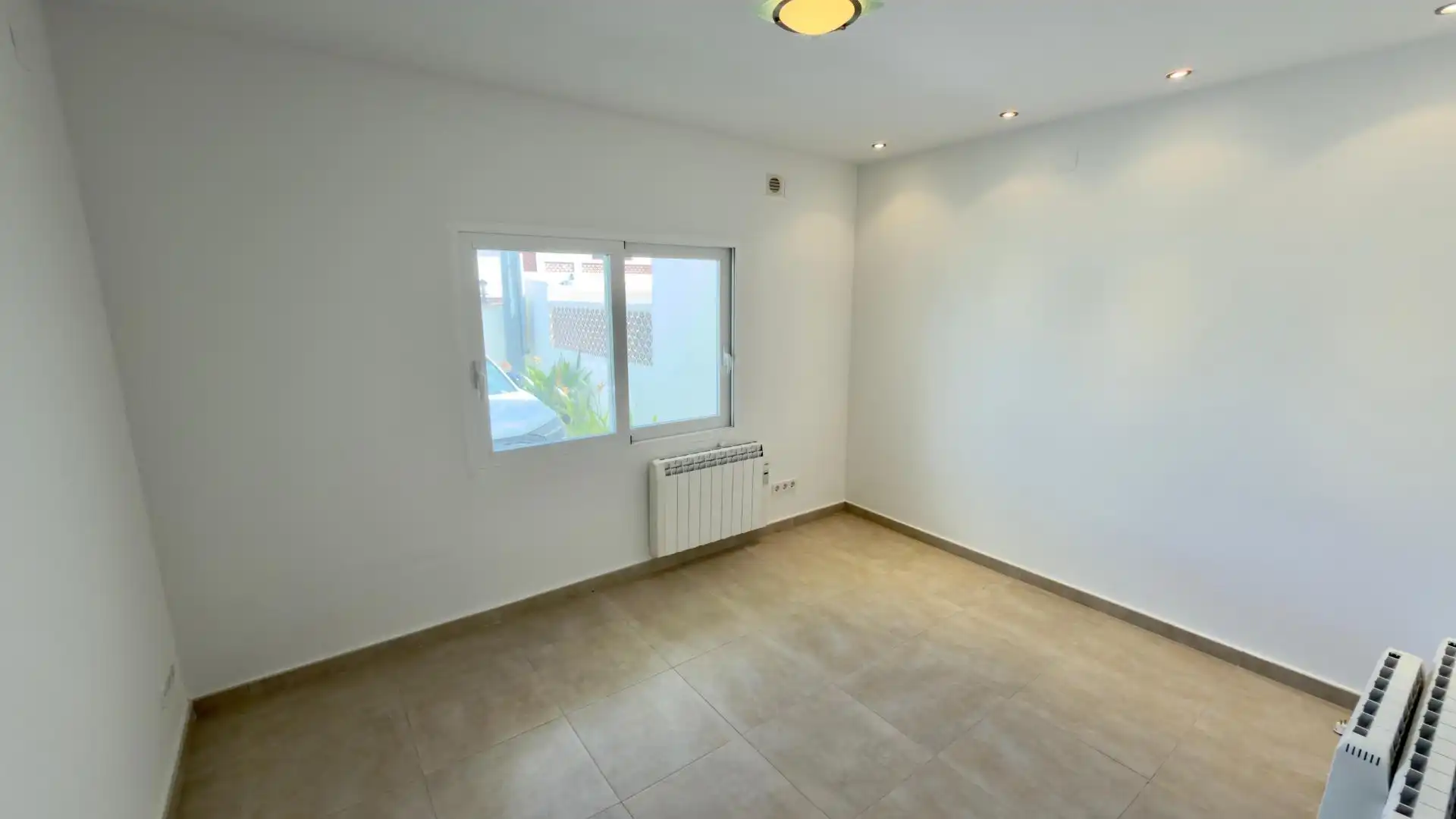 Detached homes for sale in L'Alfàs del Pi  with Air Conditioner, Heating and Terrace