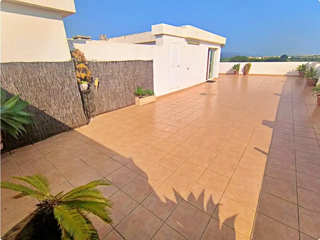 Dúplex de alquiler en Miramar