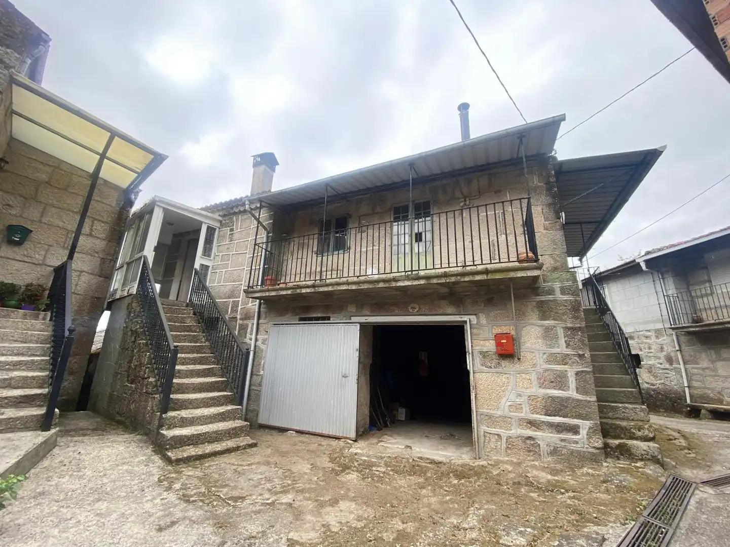 Casa con terrazza in vendita a Boborás