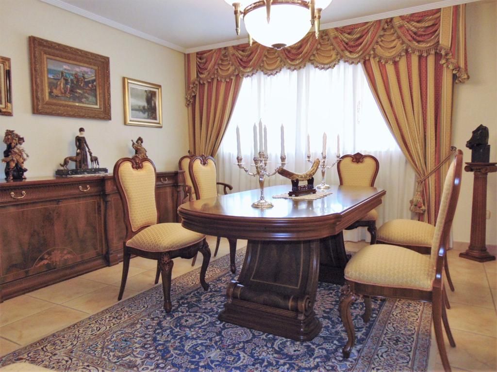 House or chalet for sale in Centro