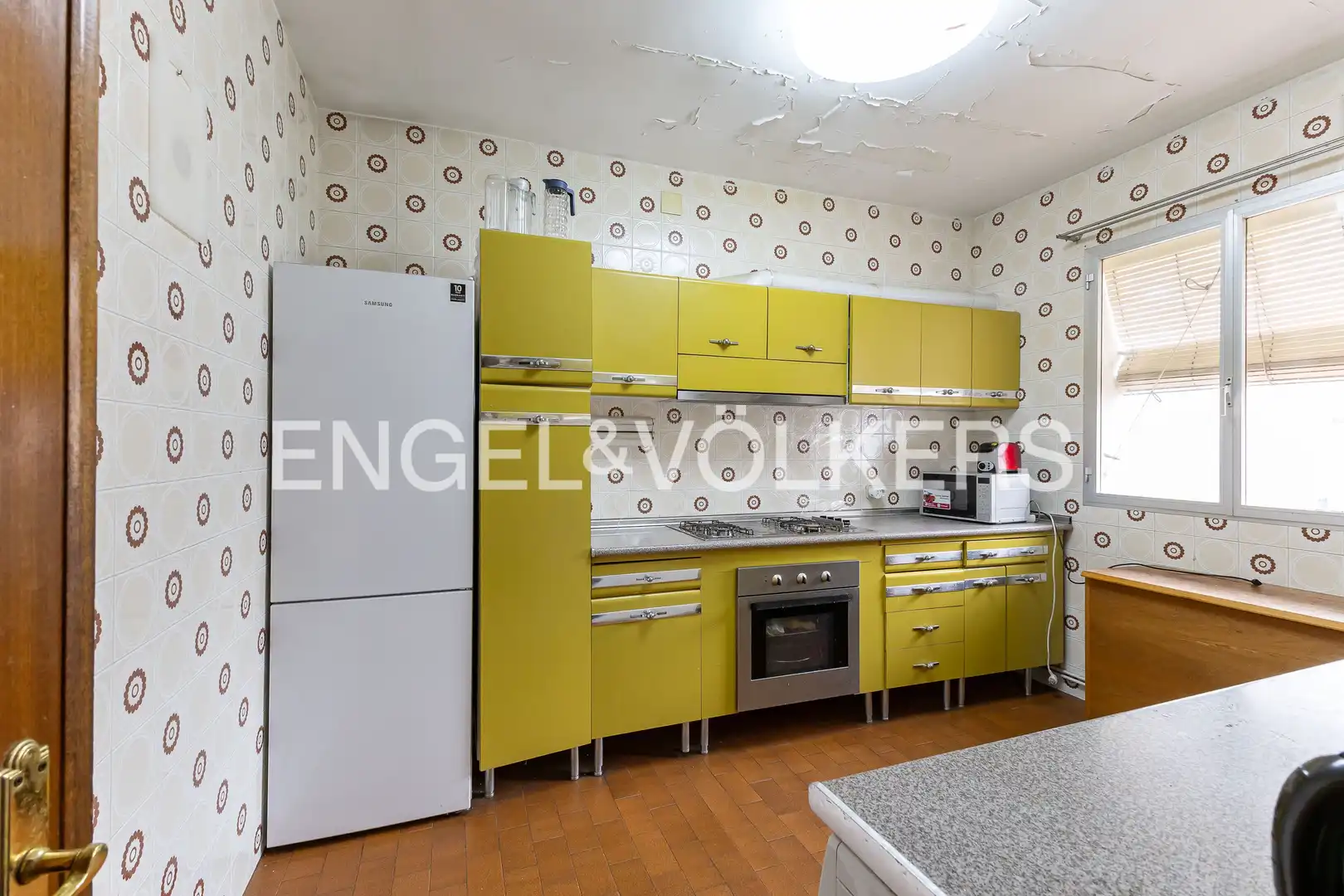 Küche von Maisonette zum Verkauf in Madrid mit Klimaanlage, Heizung und Parkett