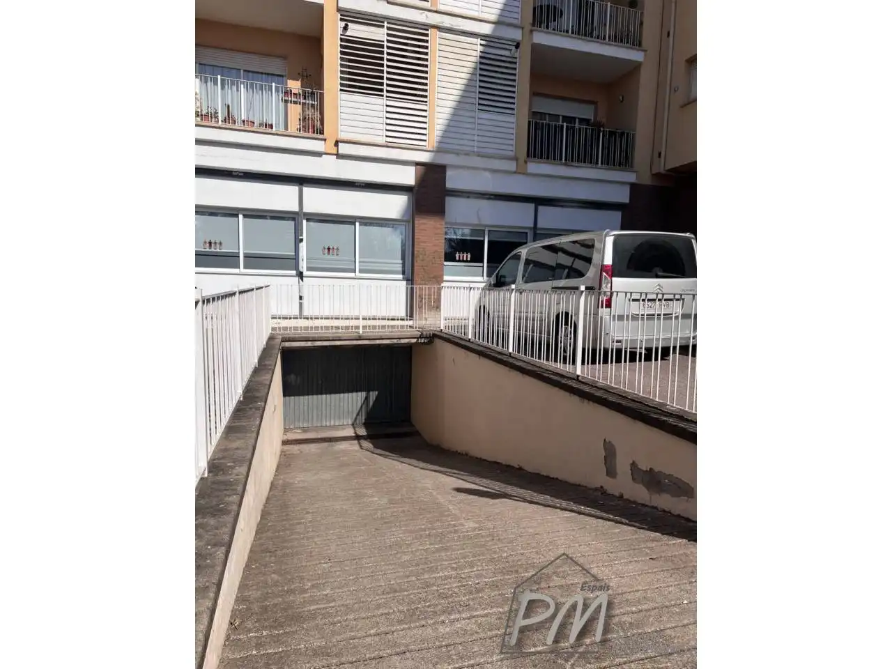Parking à louer à Plaza Camil Geis, imagen 3
