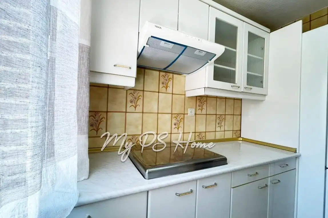 Kitchen of Flat for sale in Madrid  with Air Conditioner, Heating and Parquet flooring
