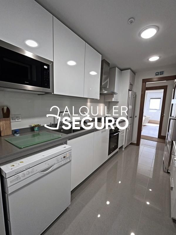 Cocina de Piso de alquiler en Torrejón de Ardoz con Aire acondicionado, Calefacción y Trastero