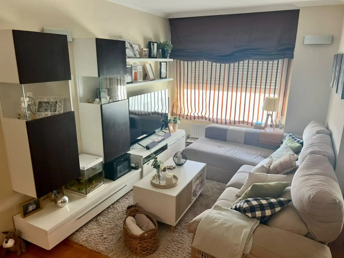 Sala de estar de Piso en venta en Vigo  con Calefacción, Parquet y Trastero
