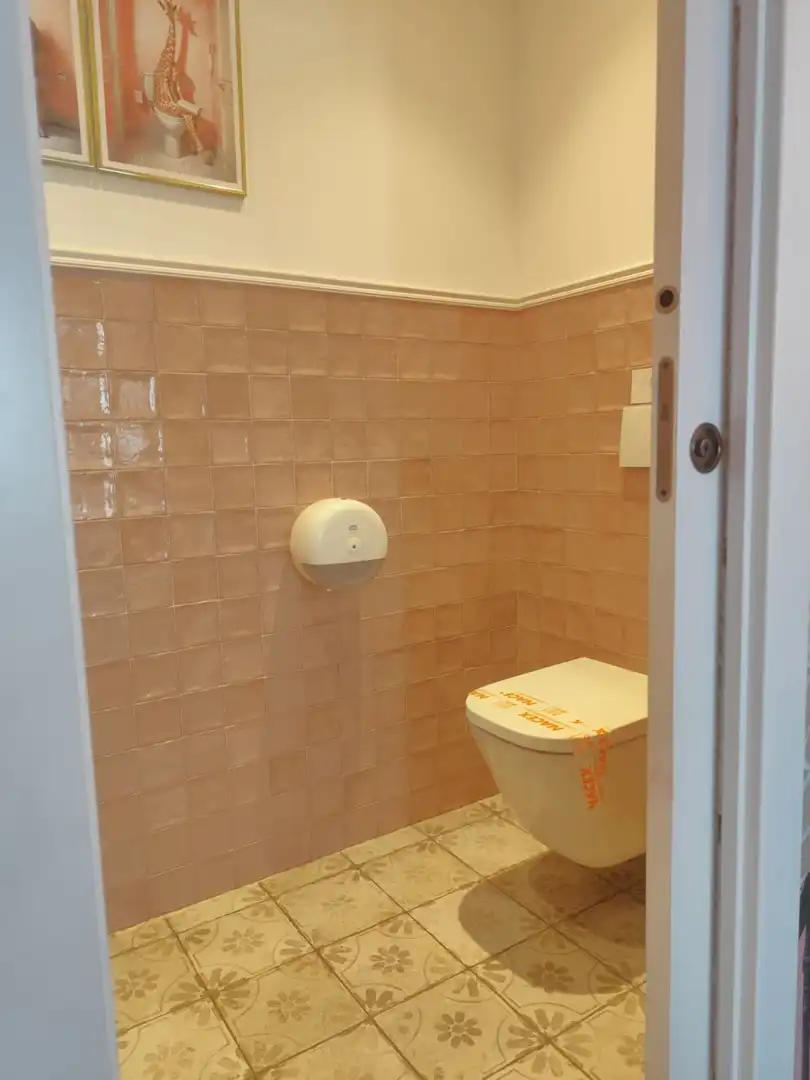 Badezimmer von Geschaftsraum zur Miete in Arroyo de la Encomienda