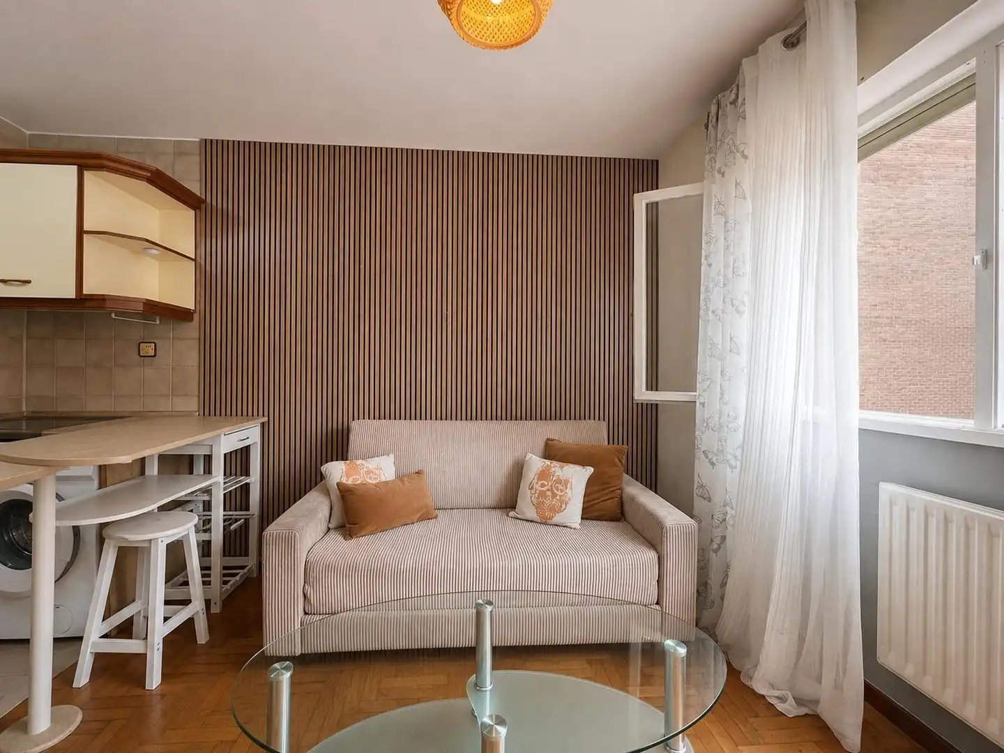 Sala de estar de Piso de alquiler en Oviedo  con Calefacción y Amueblado