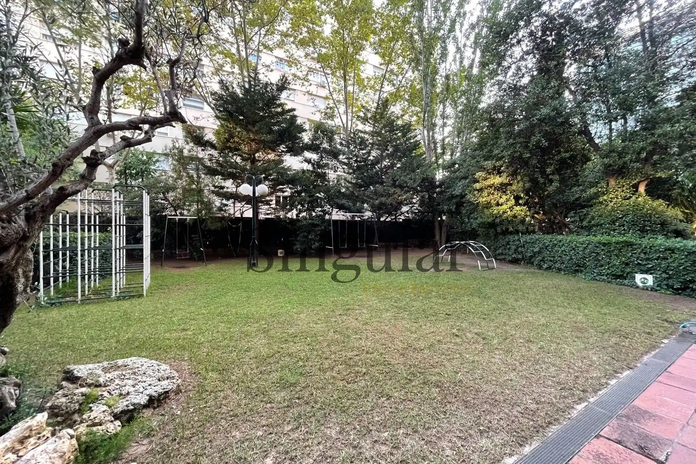 Dachboden zur Miete in Barcelona mit Klimaanlage, Heizung und Privatgarten