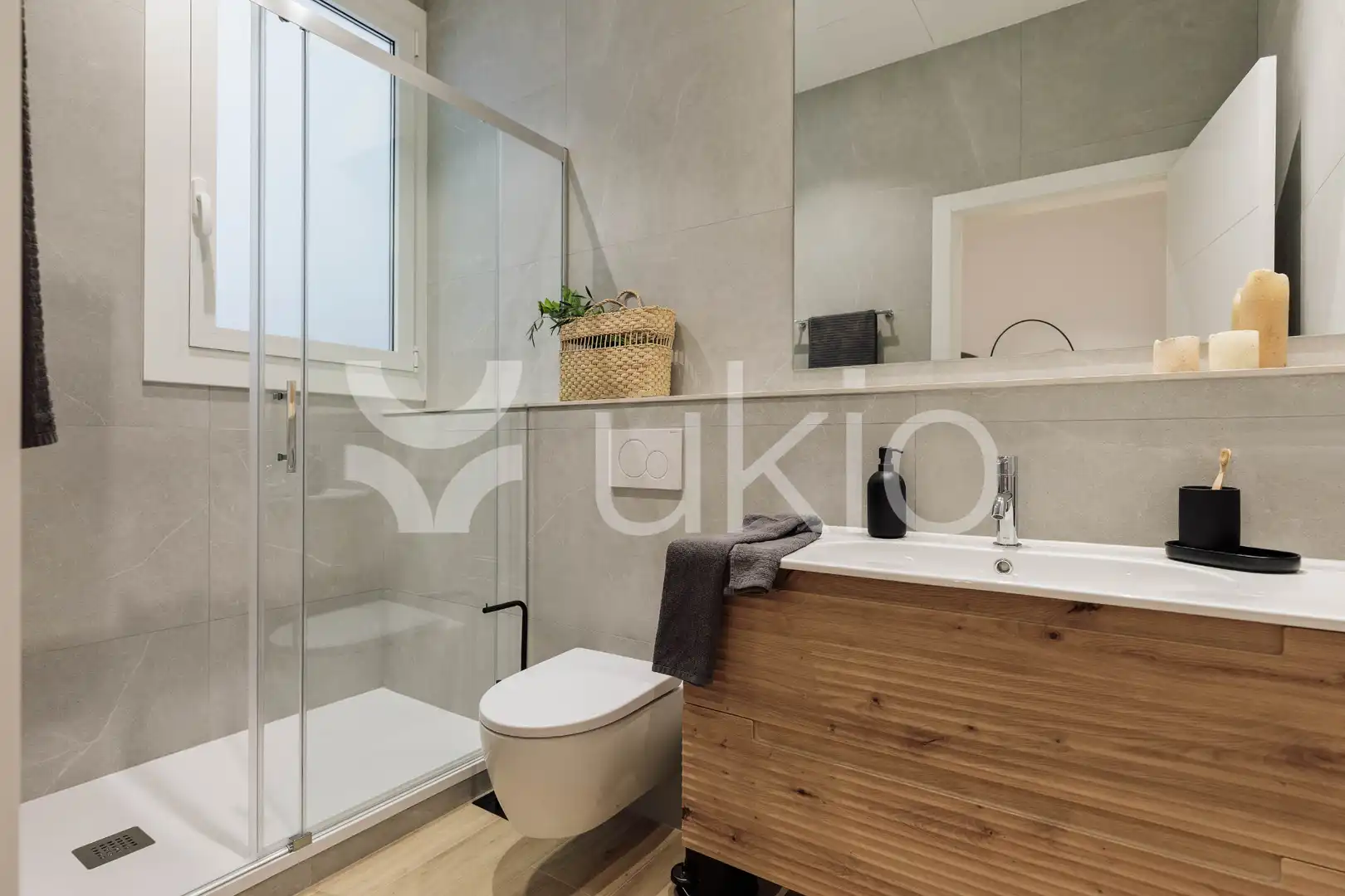 Appartement compact avec ascenseur à louer à Carrer de Rocafort, imagen 21