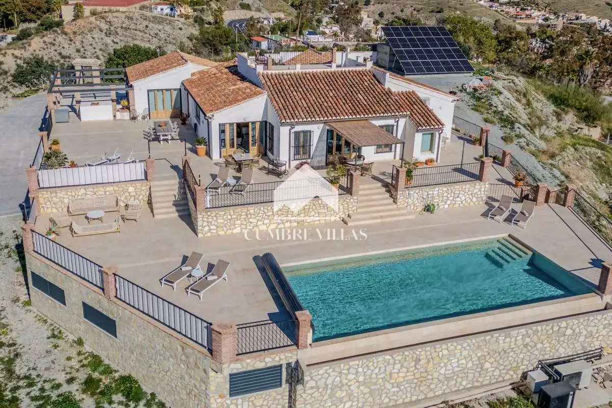 Exterior view of Houses for sale in Almuñécar  with Private garden, Terrace and Storage room