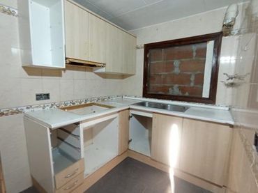 Chalet con piscina en venta en Tres