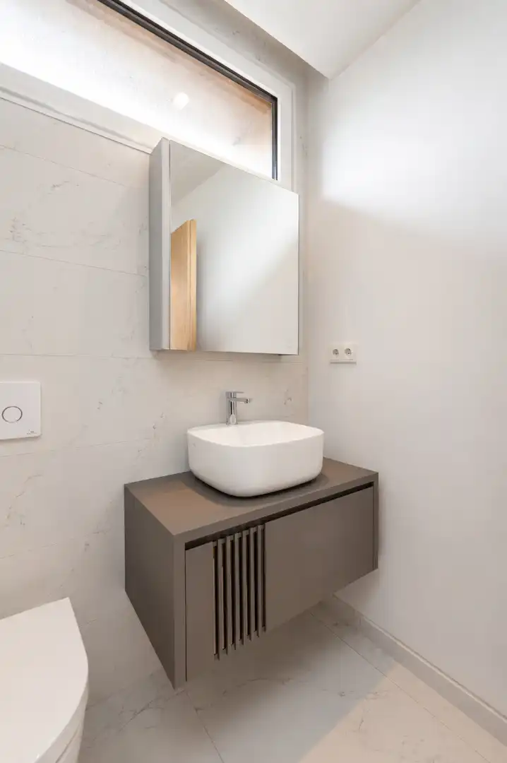 Badezimmer von Wohnung zur Miete in Pozuelo de Alarcón mit Klimaanlage, Heizung und Abstellraum