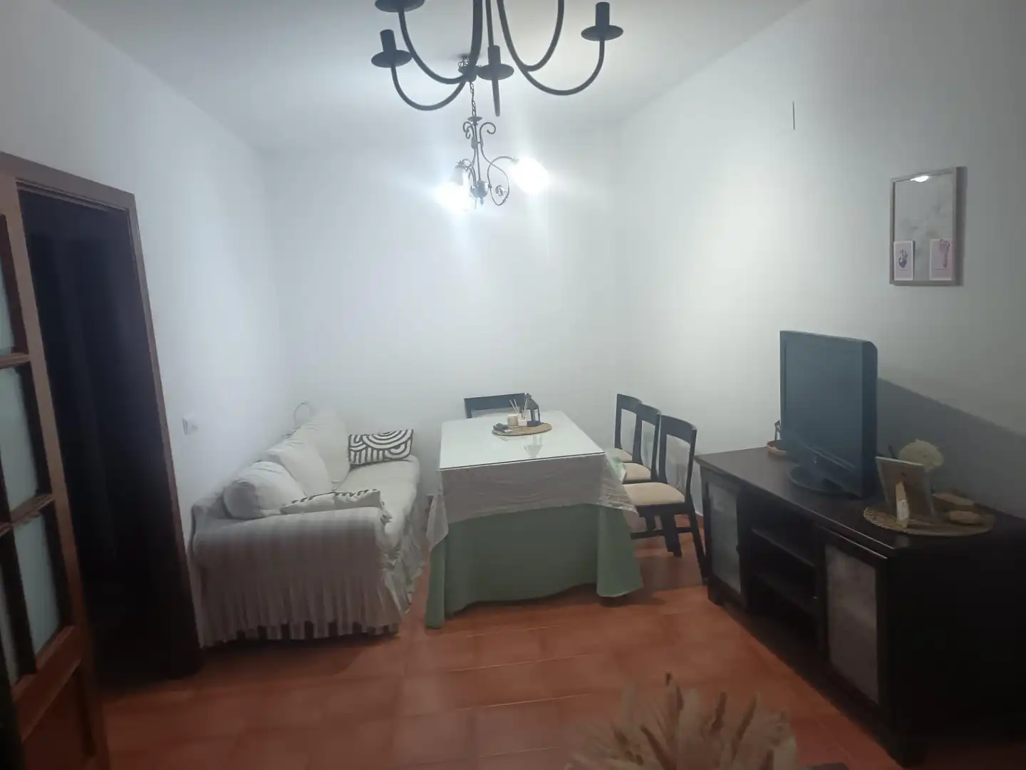 Sala de estar de Piso en venta en Aracena con Calefacción, Terraza y Amueblado