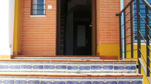 Foto 3 de Casa adosada en venta en Calle Cádiz, 32, El Valle, Lucena
