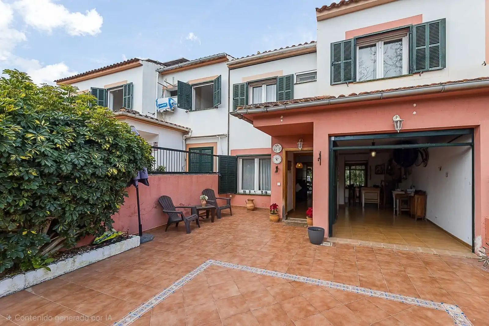 Vista exterior de Casa adosada en venda en  Palma de Mallorca amb Calefacció, Parquet i Terrassa